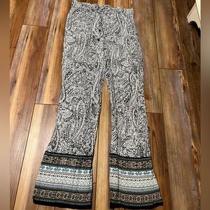 Flowy pants